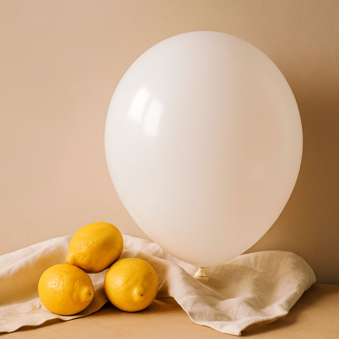 11-Inch White Helium Balloon – Classic & Elegant Party Decor