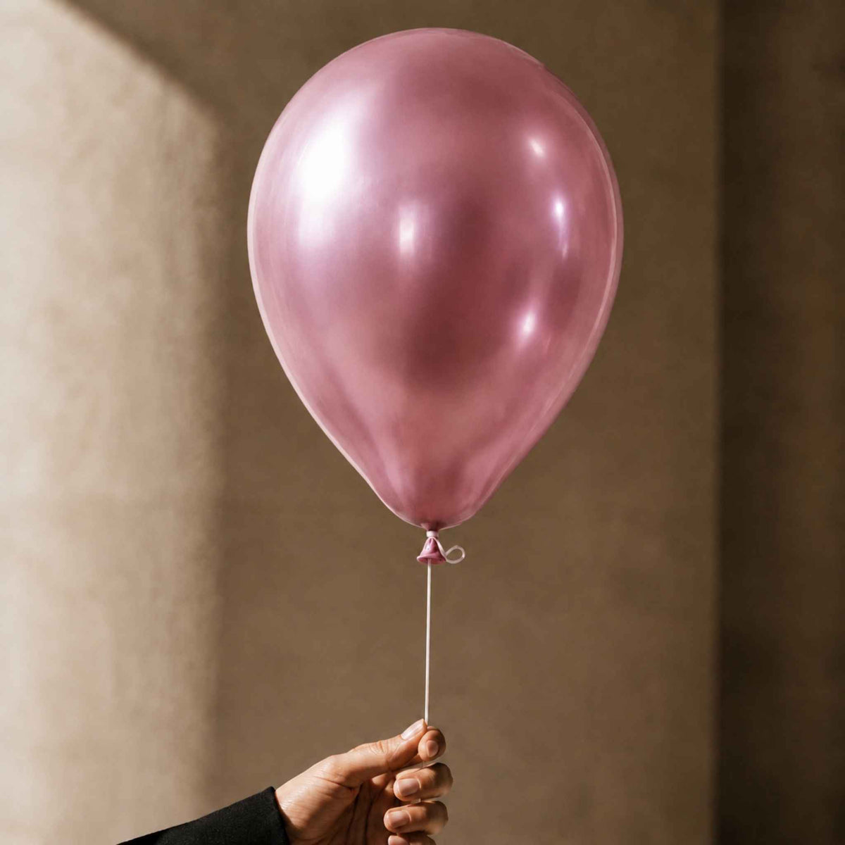 11-Inch Chrome Mauve Helium Balloon
