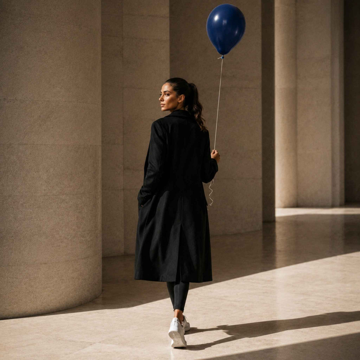 11-Inch Navy Blue Helium Balloon
