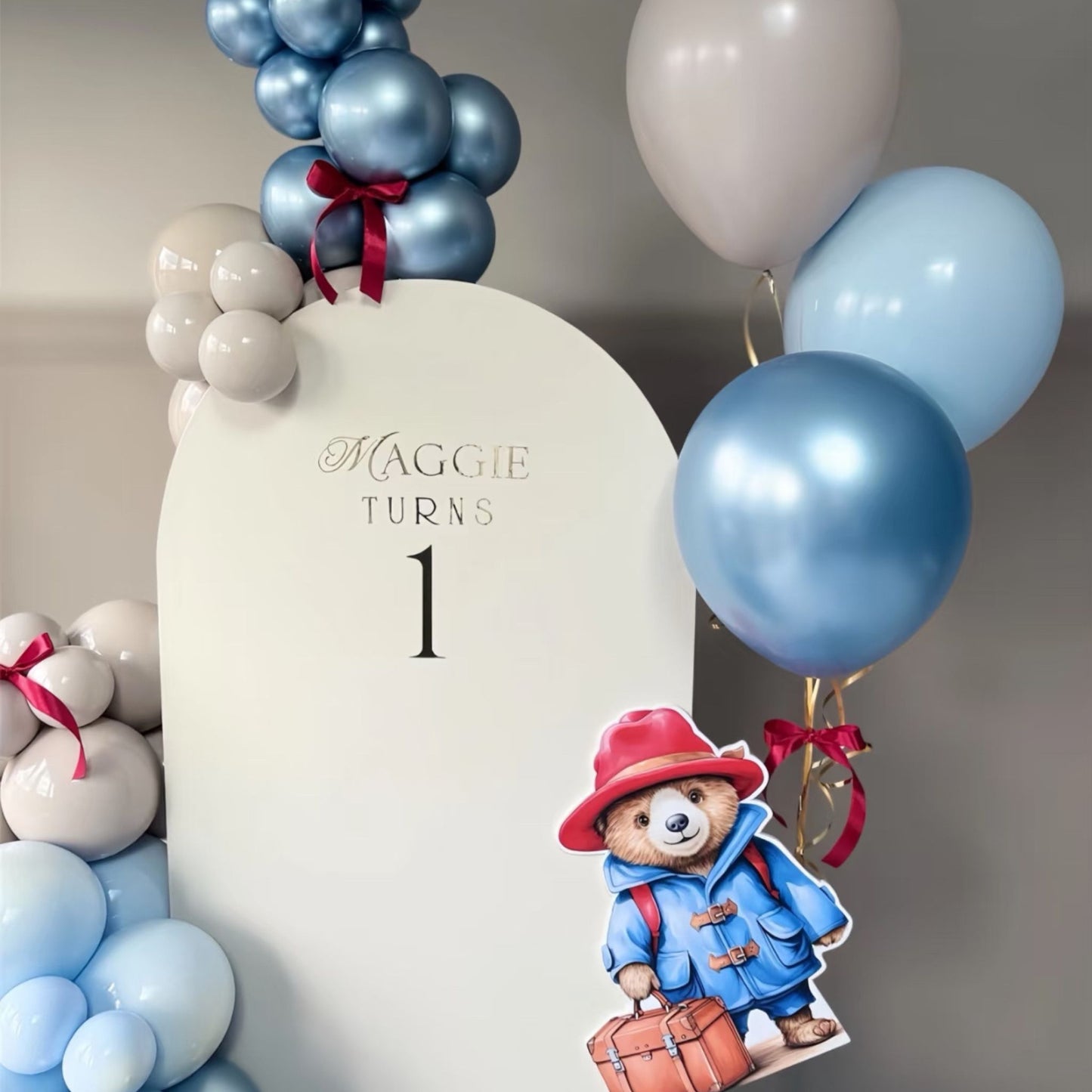 Customized Cute Teddy Bear First Birthday Balloon Backdrop Decoration