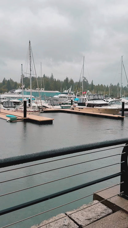 Azure Elegance Circle backdrop