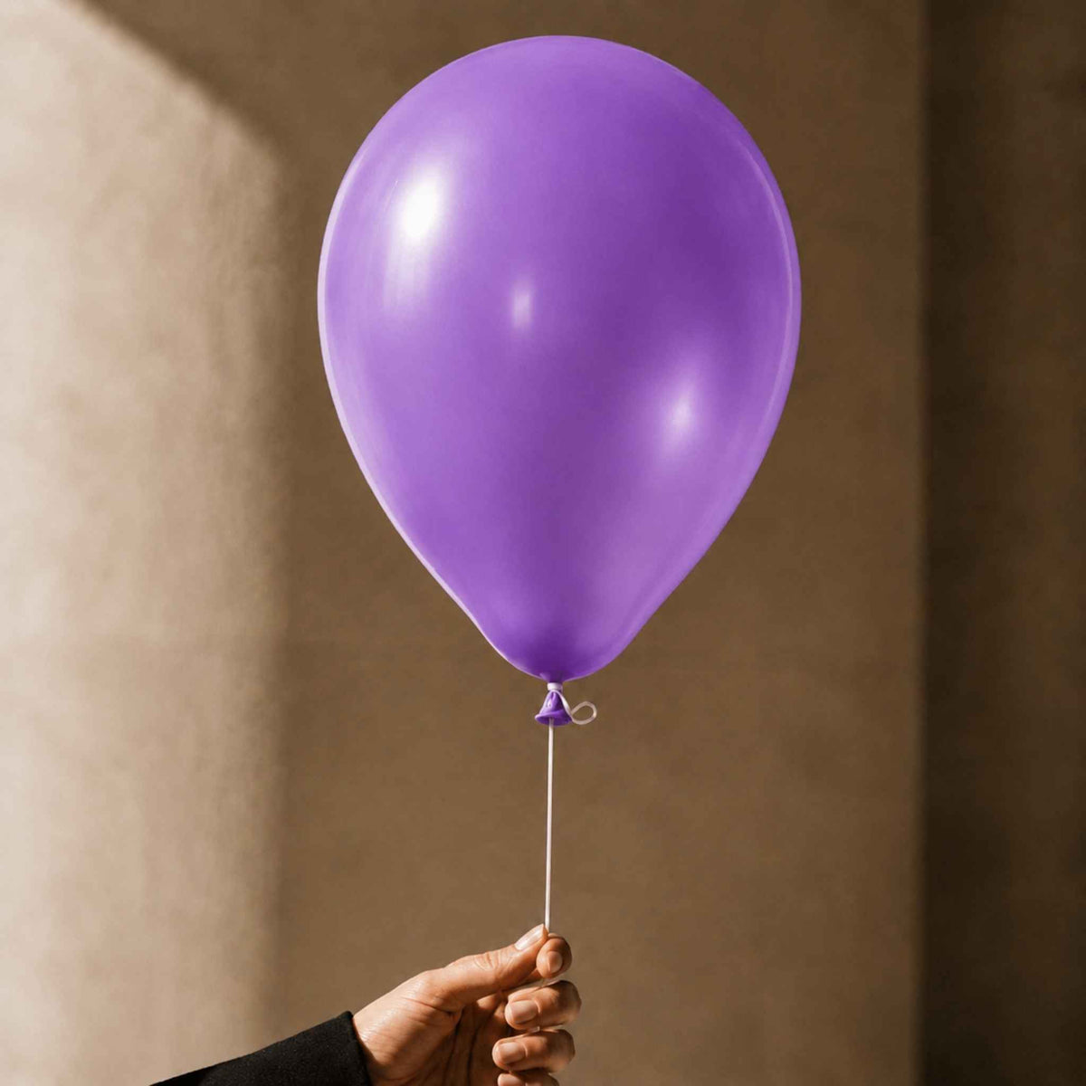 11-Inch Deluxe Lilac Helium Balloon