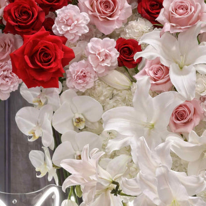 flower decor with roses